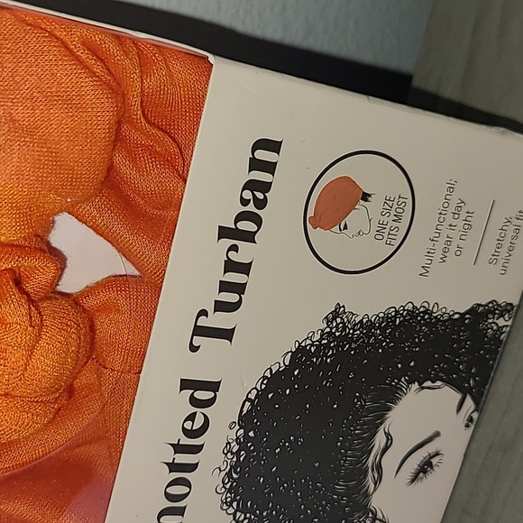 Knotted Turban and Adjustable Bonnet - Picture 2 of 5